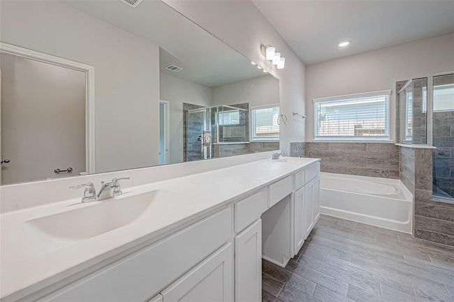 27083 Badger Way, House other with 4 bedrooms, 4 bathrooms and null parking in Magnolia TX | Image 23
