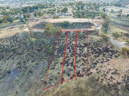 15000 Ingall Cir, Lake Elsinore, CA, 92530 | Card Image