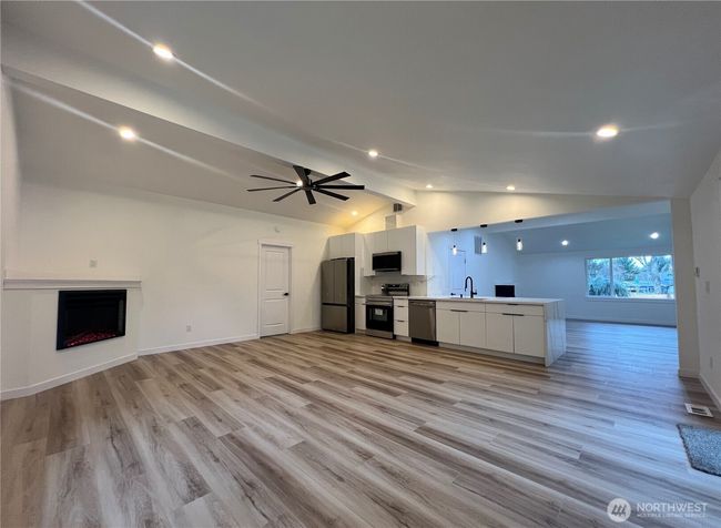 3711 Grandview Dr W, House other with 3 bedrooms, 3 bathrooms and 2 parking in University Place WA | Image 16