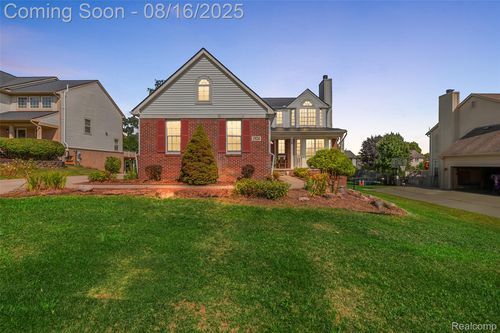 1924 Devonshire Dr, Wixom, MI, 48393-4411 | Card Image