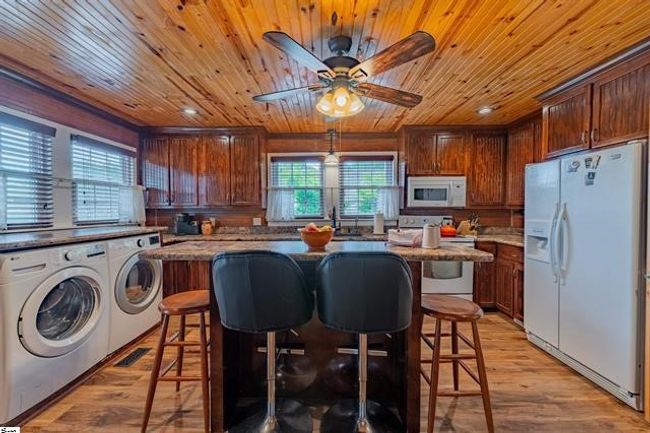 13 Park St, House other with 3 bedrooms, 3 bathrooms and null parking in Pelzer SC | Image 8