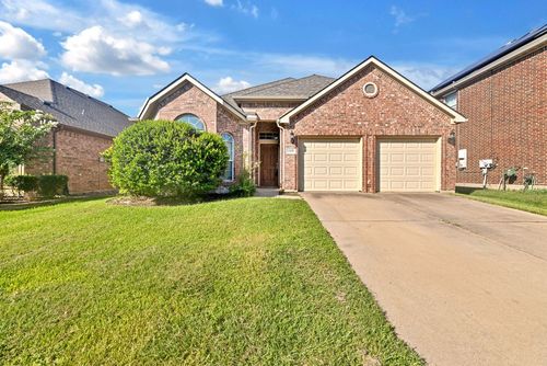 2808 Cedar Ridge Ln, Fort Worth, TX, 76177-2113 | Card Image