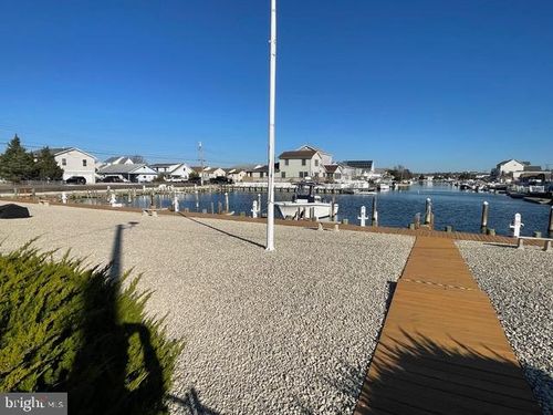 7 W Playhouse Dr, LITTLE EGG HARBOR TWP, NJ, 08087-1547 | Card Image