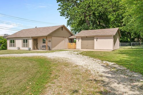 2752 N Fremont Ave, Springfield, MO, 65803-4347 | Card Image