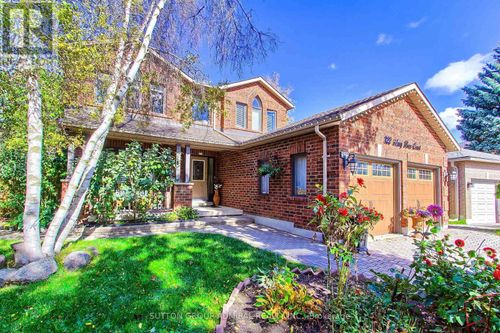 322 Harry Beer Crt, Newmarket, ON, L3Y8M2 | Card Image