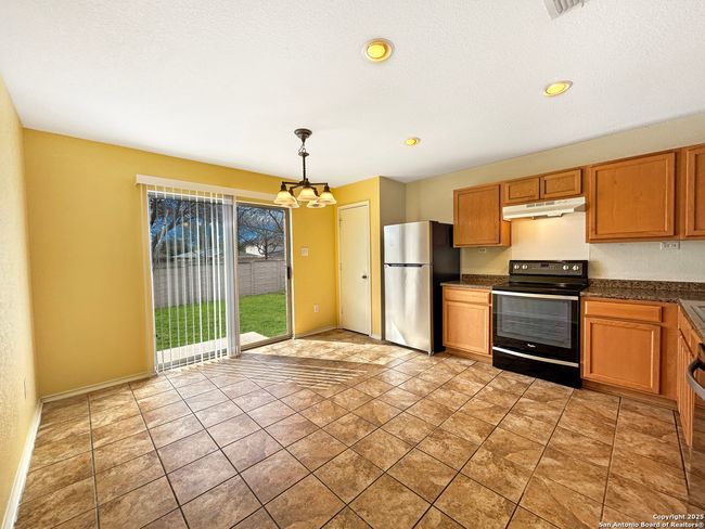 1051 Sundance Ft, House other with 3 bedrooms, 2 bathrooms and null parking in San Antonio TX | Image 6