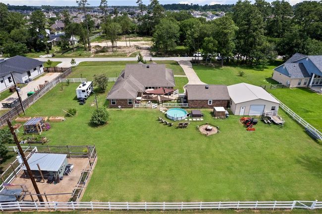 10711 Indian Trails Dr, House other with 3 bedrooms, 2 bathrooms and 2 parking in Tomball TX | Image 9