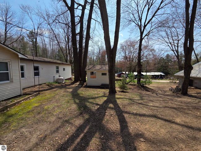 4280 Westview Dr, House other with 3 bedrooms, 1 bathrooms and null parking in Lake MI | Image 8