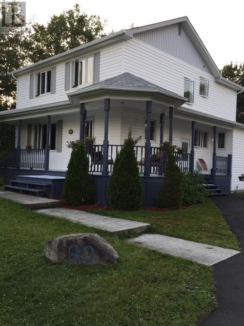 90 Memorial Dr, Gander, NL, A1V1A8 | Card Image