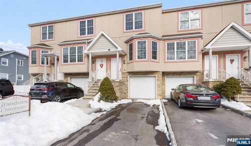 24 Van Pelt Pl, Little Falls, NJ, 07424-0187 | Card Image