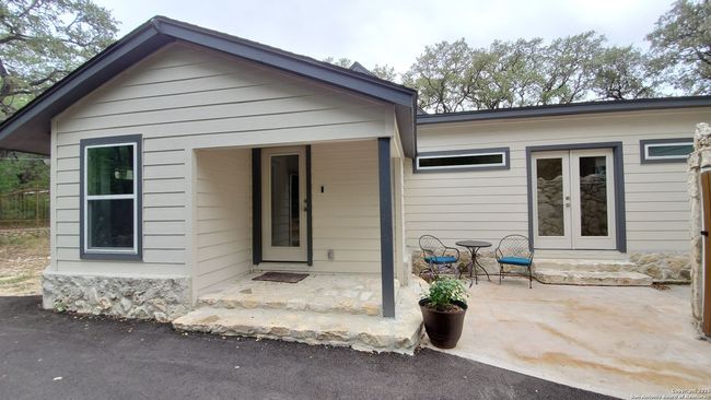 9810 Park Dr, House other with 2 bedrooms, 3 bathrooms and null parking in Helotes TX | Image 43