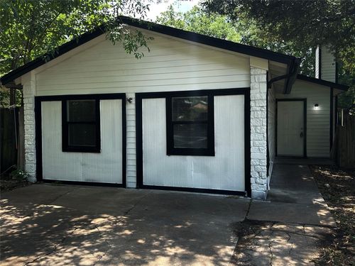 4801 Bergfield Dr, Austin, TX, 78744-3054 | Card Image