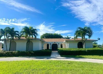 4900 Sw 168th Ave, House other with 3 bedrooms, 2 bathrooms and null parking in Southwest Ranches FL | Image 1