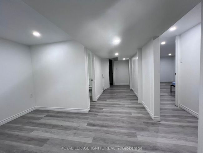 55 Tozer Ave, House other with 5 bedrooms, 2 bathrooms and 4 parking in London ON | Image 11