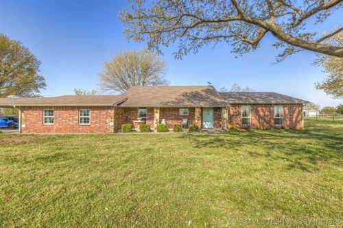 12354 S 305th East Ave, Coweta, OK, 74429-3566 | Card Image