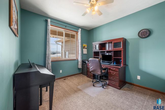 100 Oak Ave, House other with 6 bedrooms, 4 bathrooms and null parking in Crooks SD | Image 18
