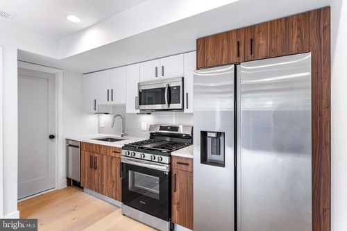 apt-4-845 19th St Ne, WASHINGTON, DC, 20002-4071 | Card Image