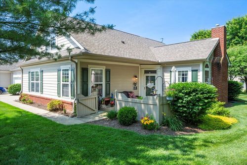 112 Academy Dr, Wilmore, KY, 40390-1368 | Card Image