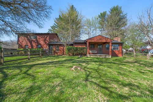 8135 Creek Woods Pl, Maineville, OH, 45039-9597 | Card Image