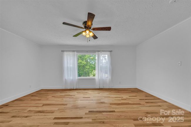 Primary bedroom | Image 19