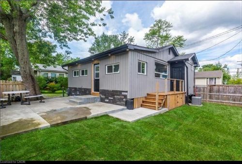 12209 Lakeshore Rd, Wainfleet, ON, L0S1V0 | Card Image