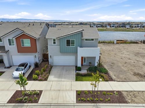 17439 Harbor View Ave, Lathrop, CA, 95330-7931 | Card Image