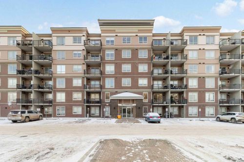 212-136A Sandpiper Rd, Fort Mcmurray, AB, T9K0J7 | Card Image