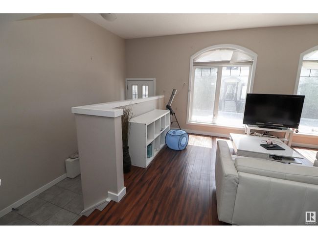 23 - 5873 Mullen Pl Nw, Townhouse with 2 bedrooms, 4 bathrooms and null parking in Edmonton AB | Image 11