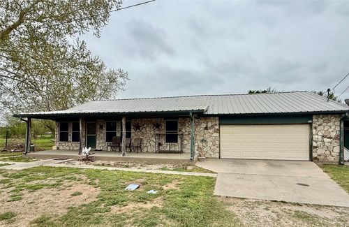555 S Allen St, Boyd, TX, 76023-3303 | Card Image