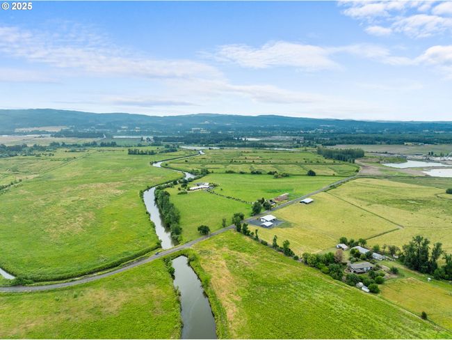 53767 E Honeyman Rd, House other with 7 bedrooms, 7 bathrooms and 2 parking in Scappoose OR | Image 39