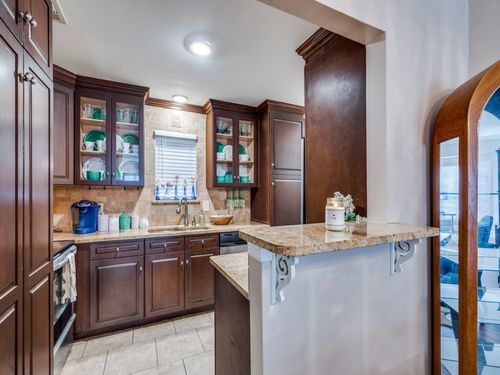 apt-145-6011 E University Blvd, Dallas, TX, 75206-4639 | Card Image