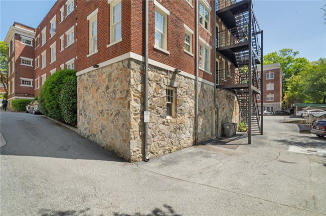 APT-11 - 20 Collier Rd Nw, Condo with 1 bedrooms, 1 bathrooms and null parking in Atlanta GA | Image 20