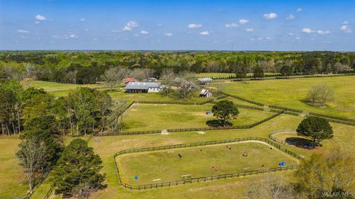 398 Abrams Rd, Tallassee, AL, 36078-7802 | Card Image