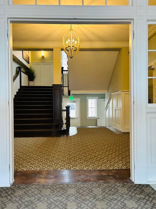 a302-135 Daniel St, Portsmouth, NH, 03801-3980 | Card Image