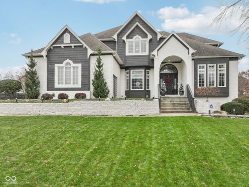 2725 Matt Ct, Carmel, IN, 46033-8687 | Card Image