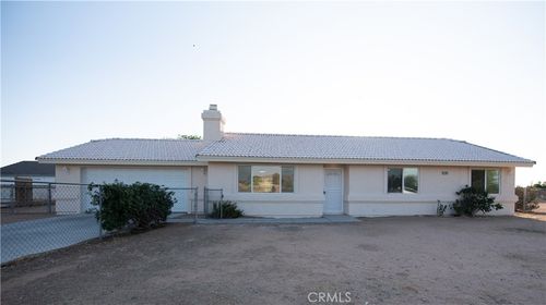 12794 Navajo Rd, Apple Valley, CA, 92308 | Card Image