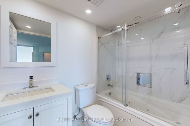 PH-201 - 1 Emerald Lane, Condo with 2 bedrooms, 2 bathrooms and null parking in Thornhill ON | Image 19