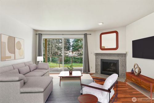 208-23003 Lakeview Dr, Mountlake Terrace, WA, 98043-2363 | Card Image