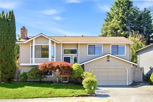 2719 Ne 4th Ct, Renton, WA, 98056-4007 | Card Image
