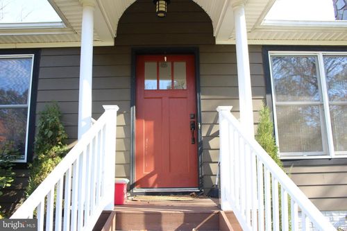 3998 Hidden Valley Ln, Linden, VA, 22642-1849 | Card Image