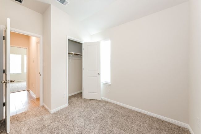 1021 Round Bale Rd, House other with 4 bedrooms, 2 bathrooms and 2 parking in Hutto TX | Image 12