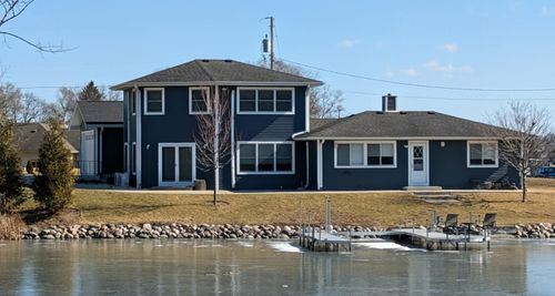 21943 116th St, Bristol, WI, 53104-9535 | Card Image