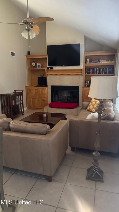 108 Sunridge Park, Gulfport, MS, 39507-1136 | Card Image