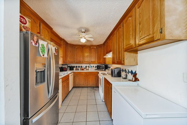 510 N Proctor St, House other with 3 bedrooms, 2 bathrooms and null parking in Alvord TX | Image 8