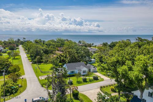 207 Lucille Lewis Dr, Marshallberg, NC, 28553-9714 | Card Image