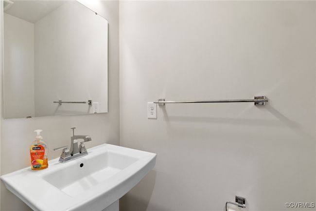 10909 Genito Square Dr, Townhouse with 3 bedrooms, 3 bathrooms and null parking in Midlothian VA | Image 13