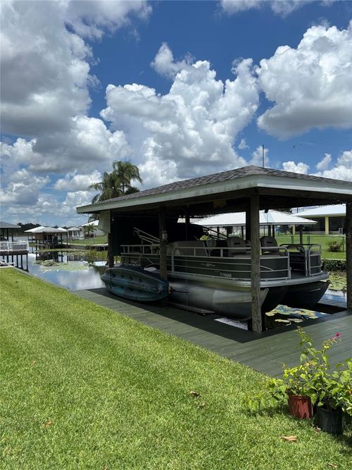 121 Daisy Ln, LAKE PLACID, FL, 33852-6286 | Card Image