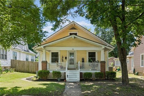 410 W 5th Ave, Garnett, KS, 66032-1328 | Card Image