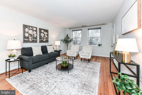 b2-3279 S Stafford St, ARLINGTON, VA, 22206-2017 | Card Image