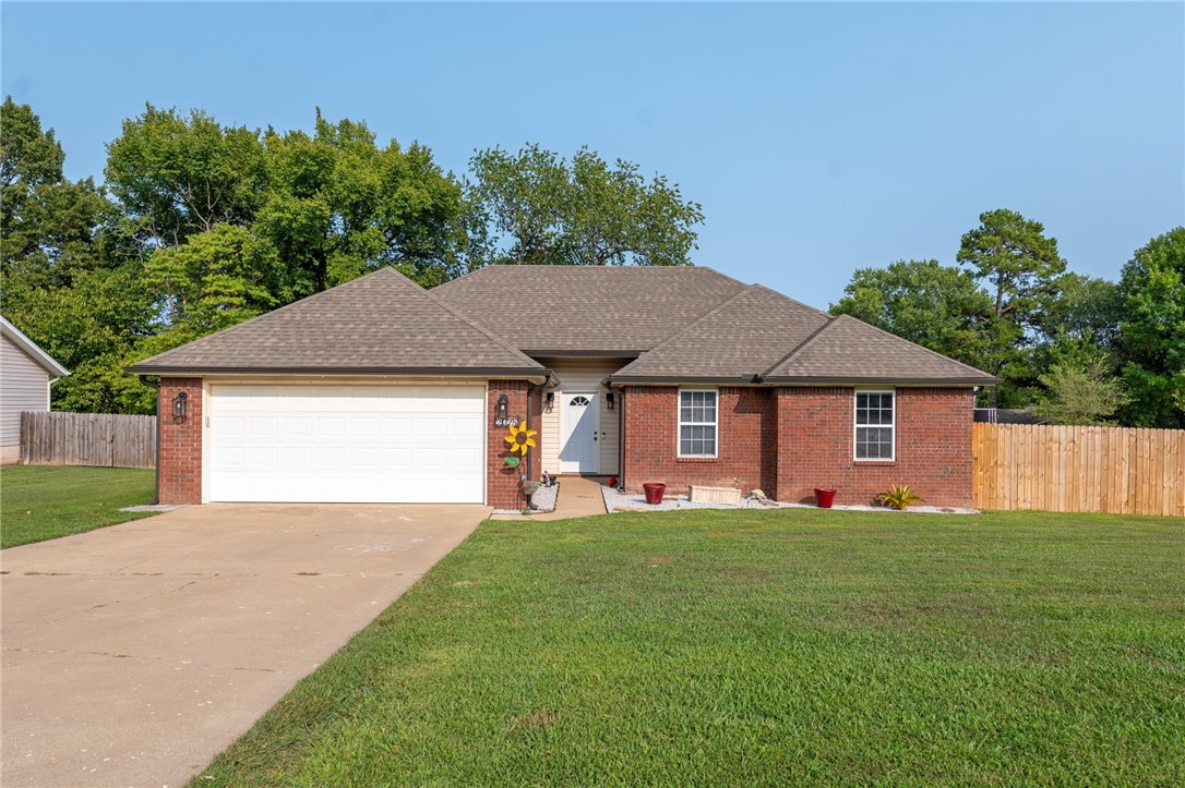 Park Cir, Pea Ridge, AR 72751